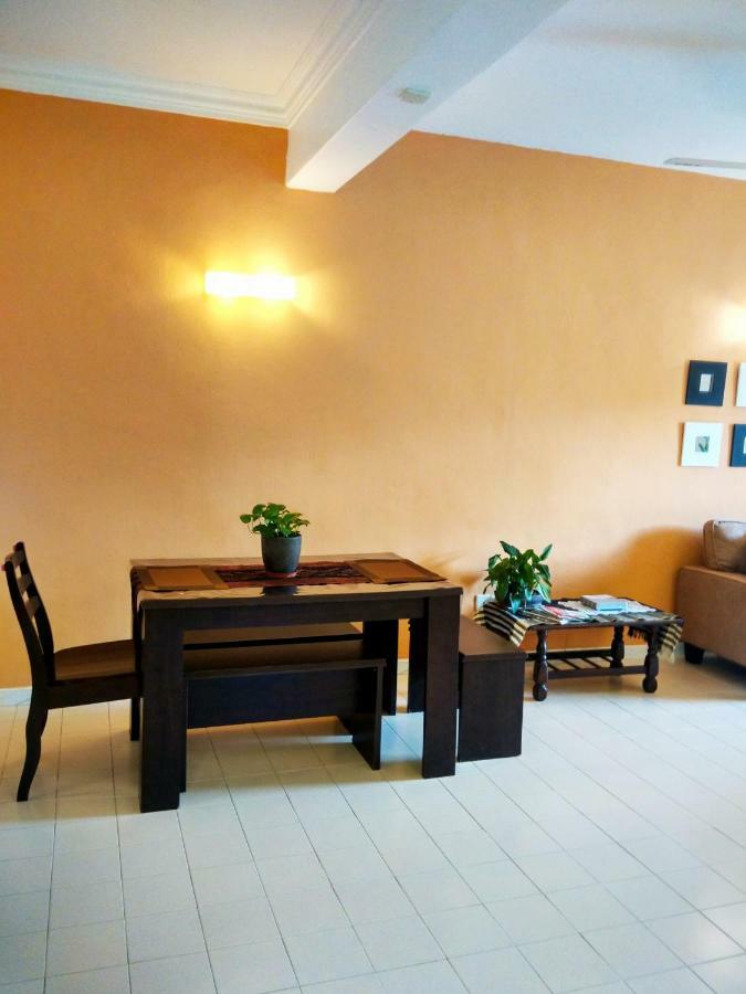 Jean Cleancomfy Apt Near Beach Batu Feringgi Exterior foto